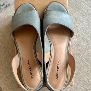 Lucky Safello 1” sling back heels